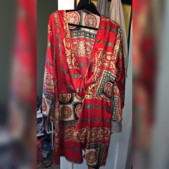 PrettyLittleThing Dresses & Skirts - Long sleeve plunge dress